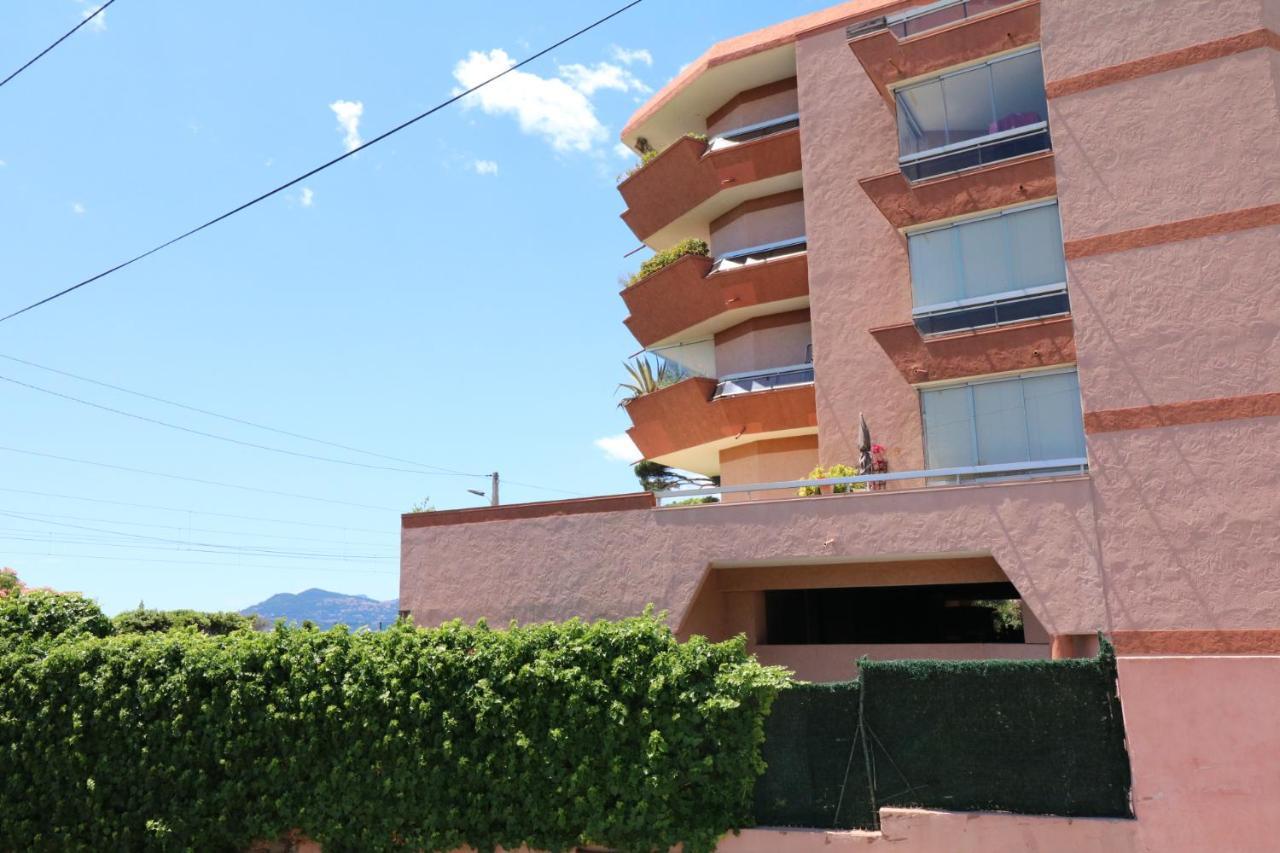 Studio With Beautiful Sea View And Direct Beach Access Cannes Luaran gambar